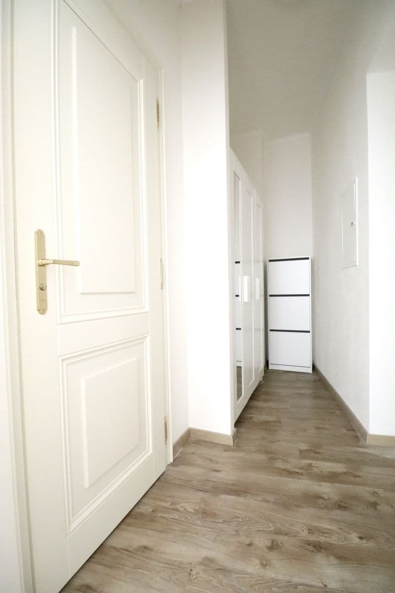 Prenájom bytu 1-izbový 22 m², Černomořská, Praha, Praha Prenájom bytu 1-izbový 22 m², Černomořská, Praha, Praha