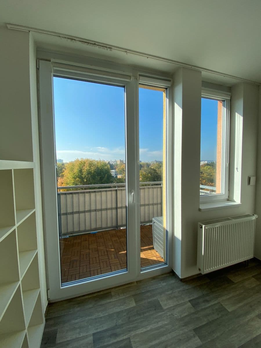 Prenájom bytu 2-izbový 53 m², Zlonická, Praha, Praha Prenájom bytu 2-izbový 53 m², Zlonická, Praha, Praha