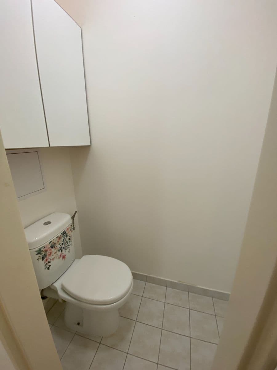 Prenájom bytu 2-izbový 53 m², Zlonická, Praha, Praha Prenájom bytu 2-izbový 53 m², Zlonická, Praha, Praha