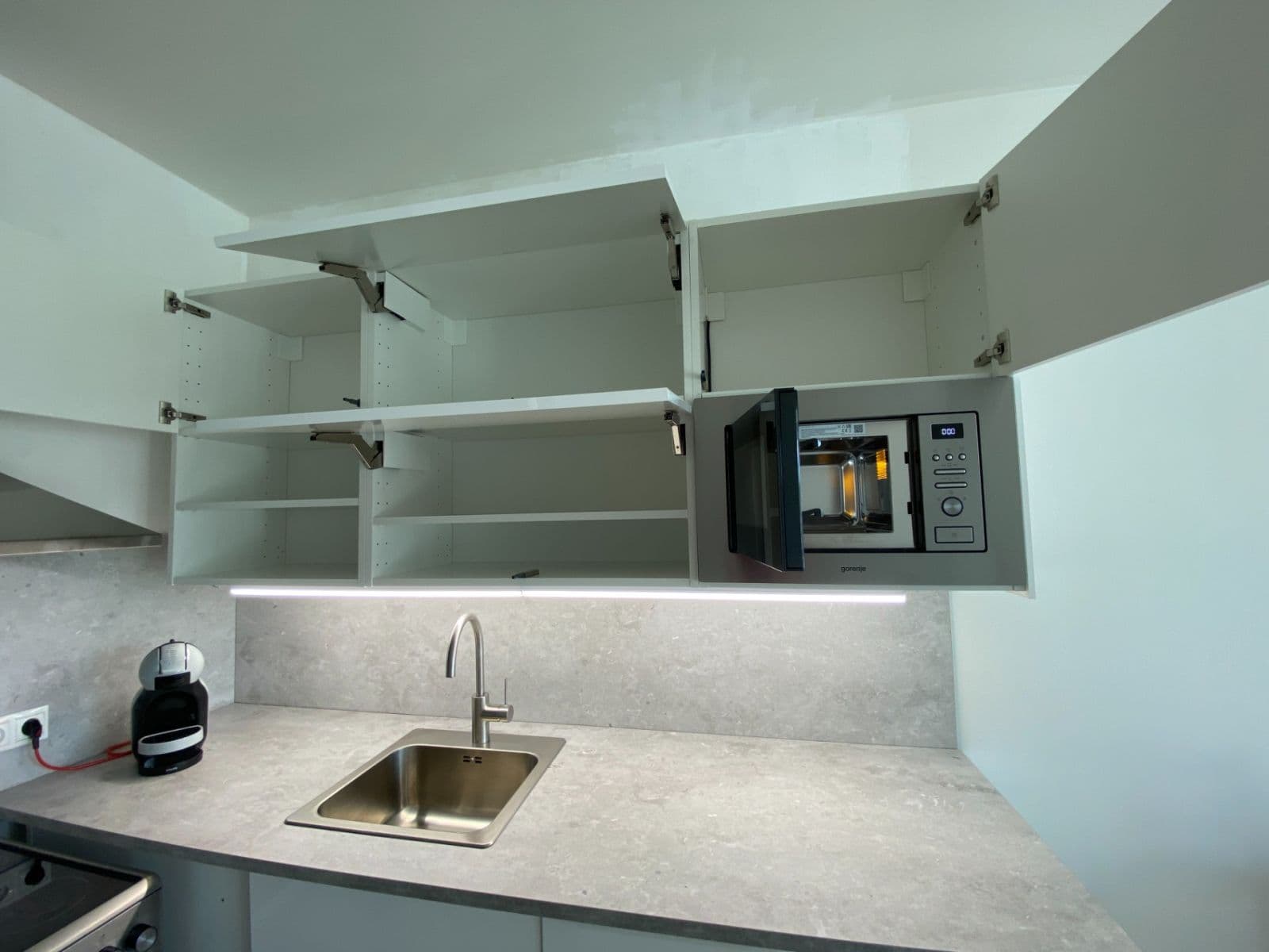 Prenájom bytu 2-izbový 53 m², Zlonická, Praha, Praha Prenájom bytu 2-izbový 53 m², Zlonická, Praha, Praha