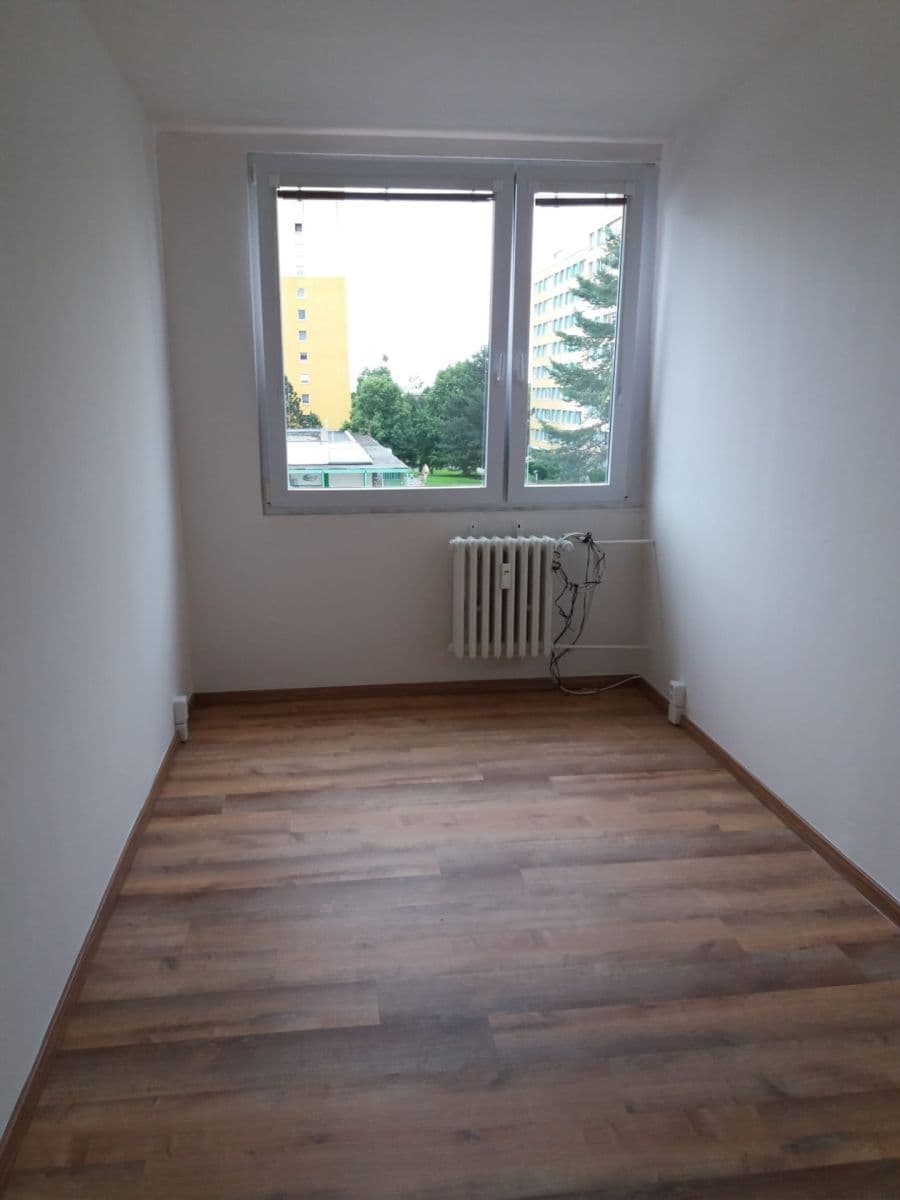 Prenájom bytu 3-izbový 76 m², Radimovická, Praha, Praha Prenájom bytu 3-izbový 76 m², Radimovická, Praha, Praha