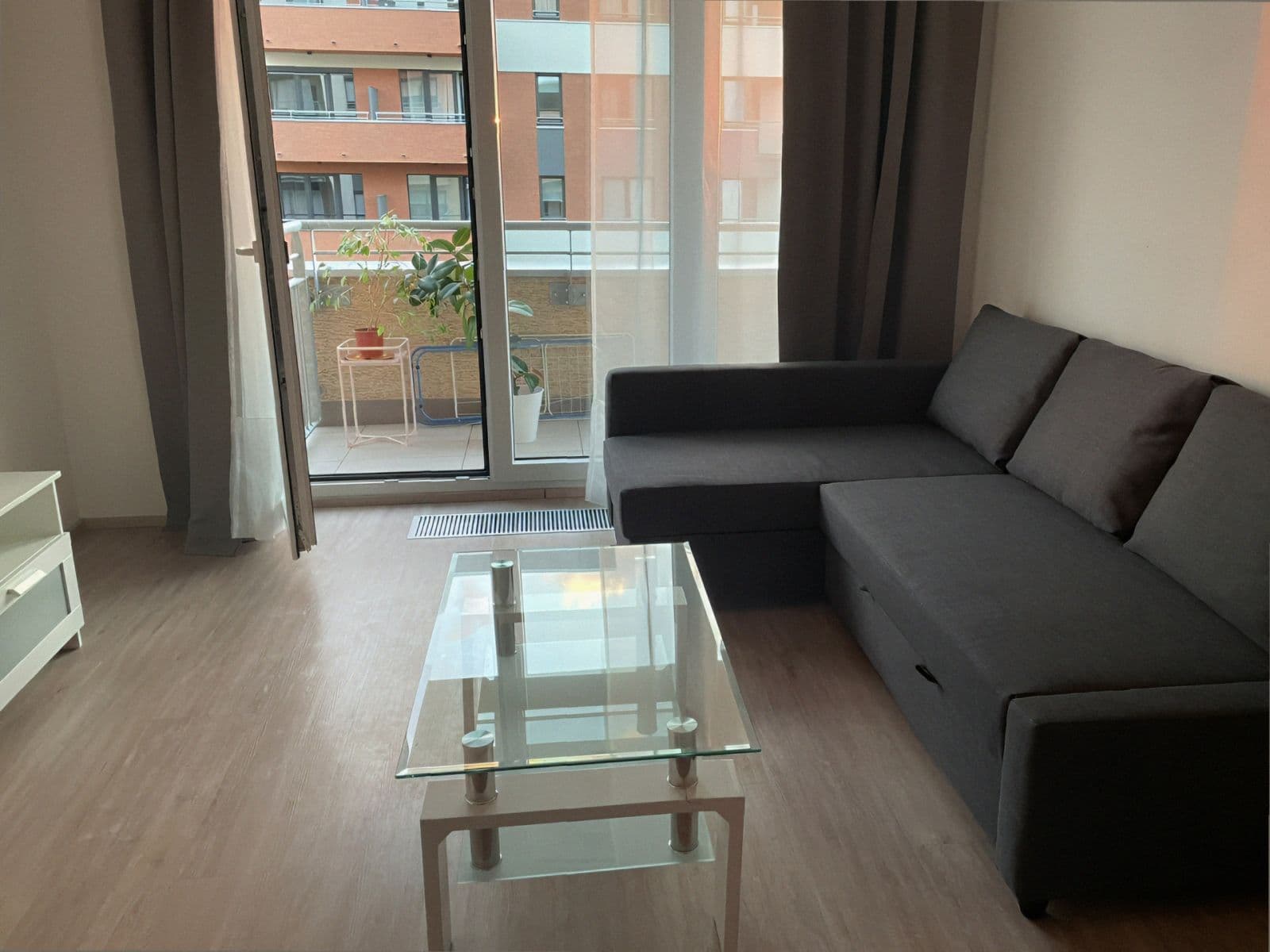Prenájom bytu 2-izbový 64 m², K Metru, Praha, Praha Prenájom bytu 2-izbový 64 m², K Metru, Praha, Praha