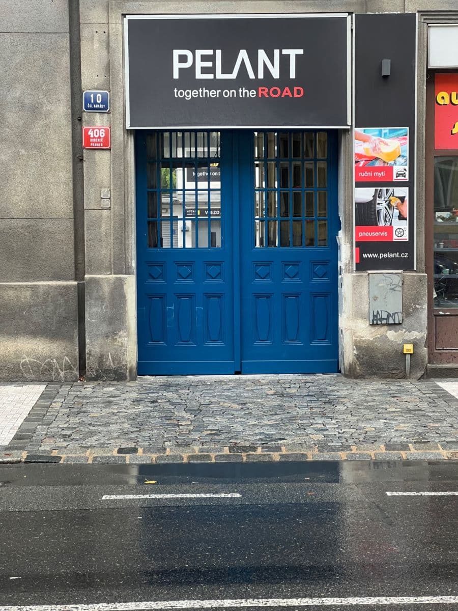 Prenájom garáže 12 m², Praha, Praha Prenájom garáže 12 m², Praha, Praha