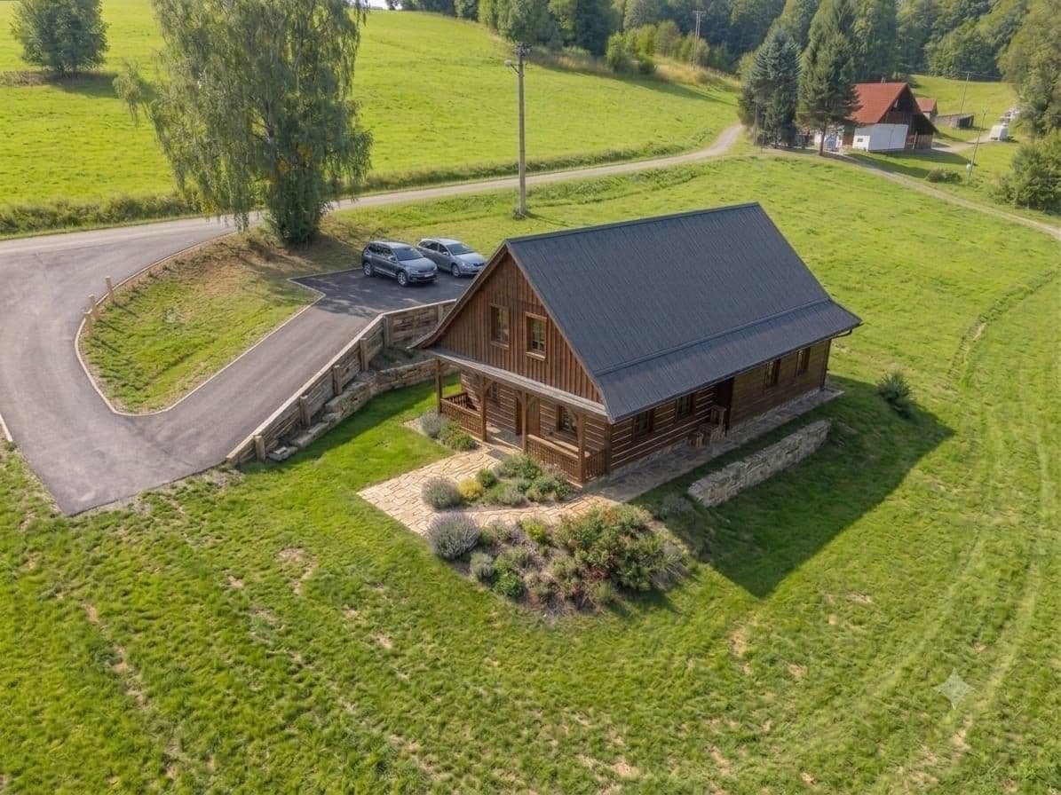 Predaj pozemku 1.629 m², Zlatá Olešnice, Liberecký kraj Predaj pozemku 1.629 m², Zlatá Olešnice, Liberecký kraj