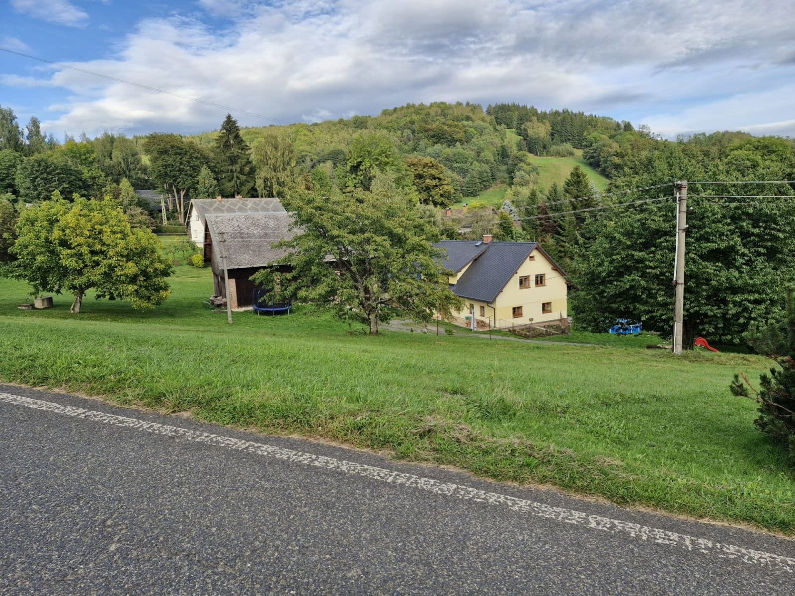 Predaj pozemku 1.629 m², Zlatá Olešnice, Liberecký kraj Predaj pozemku 1.629 m², Zlatá Olešnice, Liberecký kraj