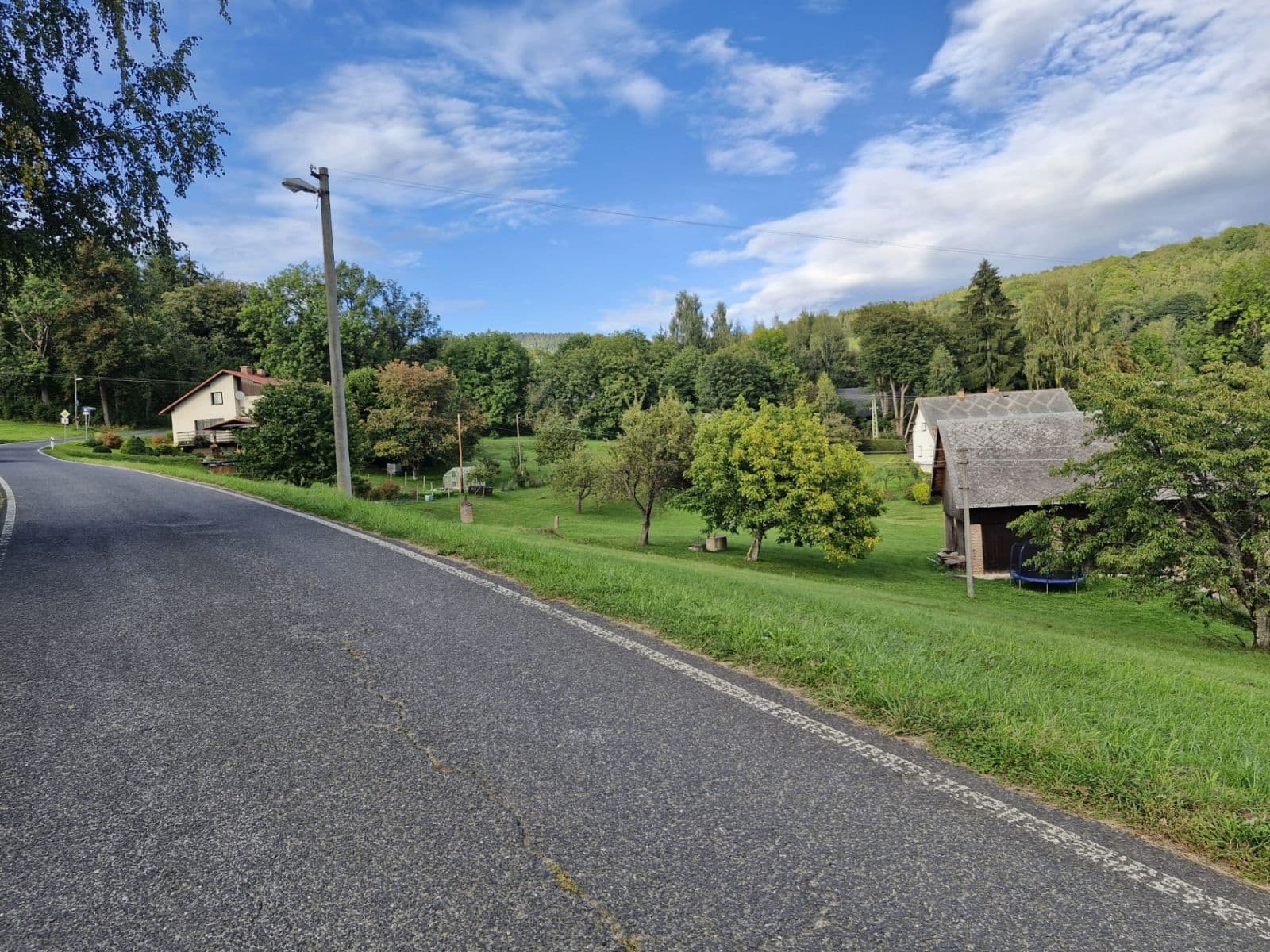 Predaj pozemku 1.629 m², Zlatá Olešnice, Liberecký kraj Predaj pozemku 1.629 m², Zlatá Olešnice, Liberecký kraj