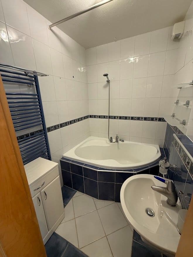 Prenájom bytu 2-izbový 66 m², Sídlištní, Praha, Praha Prenájom bytu 2-izbový 66 m², Sídlištní, Praha, Praha