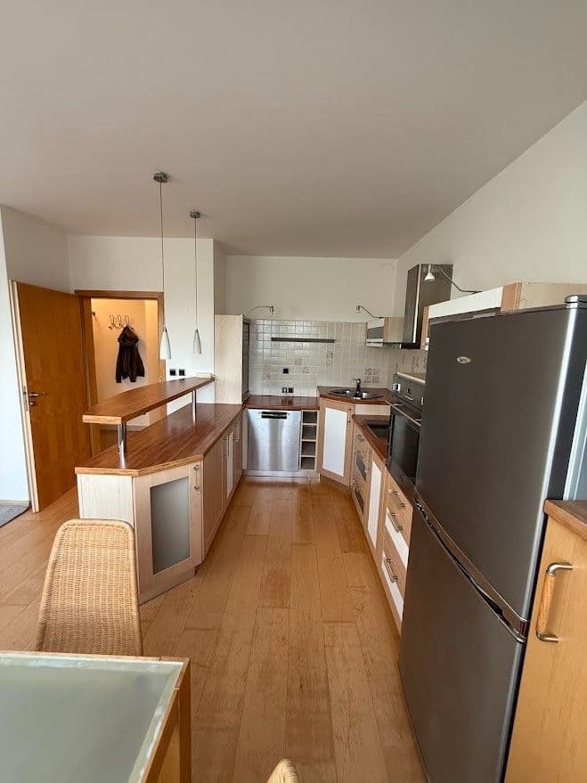 Prenájom bytu 2-izbový 66 m², Sídlištní, Praha, Praha Prenájom bytu 2-izbový 66 m², Sídlištní, Praha, Praha