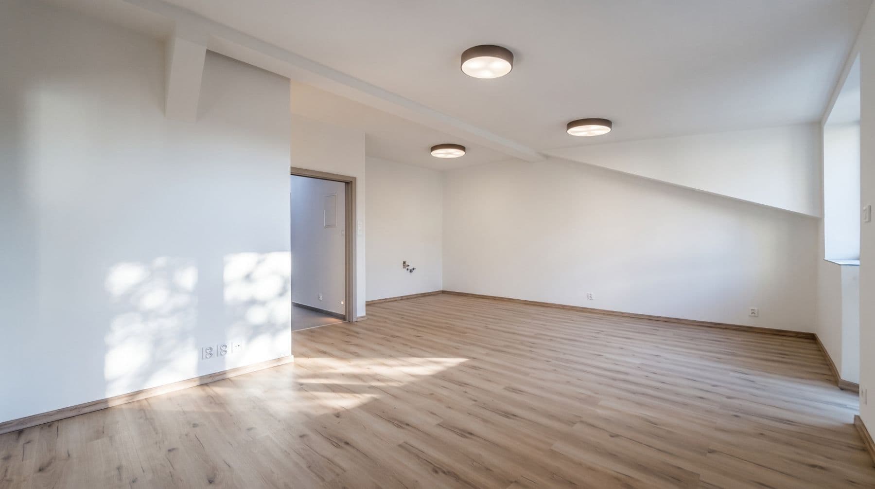 Predaj bytu 4-izbový 95 m², Tylova, Brno, Jihomoravský kraj Predaj bytu 4-izbový 95 m², Tylova, Brno, Jihomoravský kraj