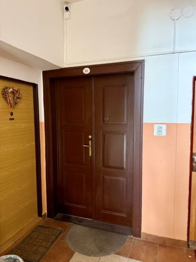Predaj bytu 2-izbový 75 m², Pražská třída, Hradec Králové, Královéhradecký kraj Predaj bytu 2-izbový 75 m², Pražská třída, Hradec Králové, Královéhradecký kraj