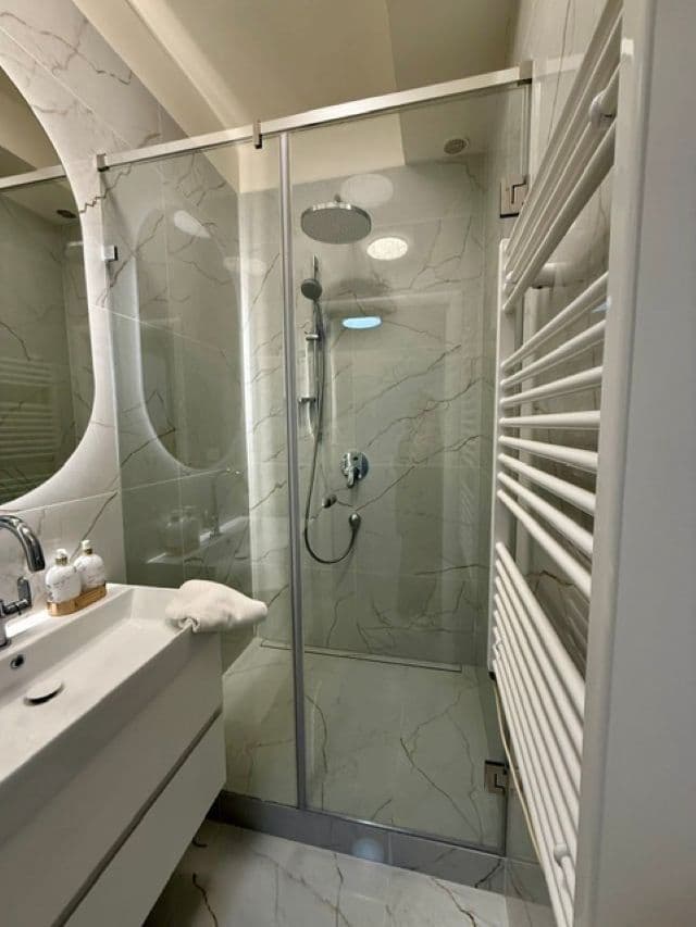 Predaj bytu 2-izbový 75 m², Pražská třída, Hradec Králové, Královéhradecký kraj Predaj bytu 2-izbový 75 m², Pražská třída, Hradec Králové, Královéhradecký kraj