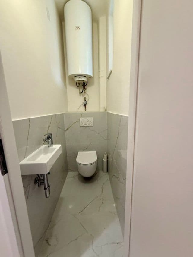 Predaj bytu 2-izbový 75 m², Pražská třída, Hradec Králové, Královéhradecký kraj Predaj bytu 2-izbový 75 m², Pražská třída, Hradec Králové, Královéhradecký kraj