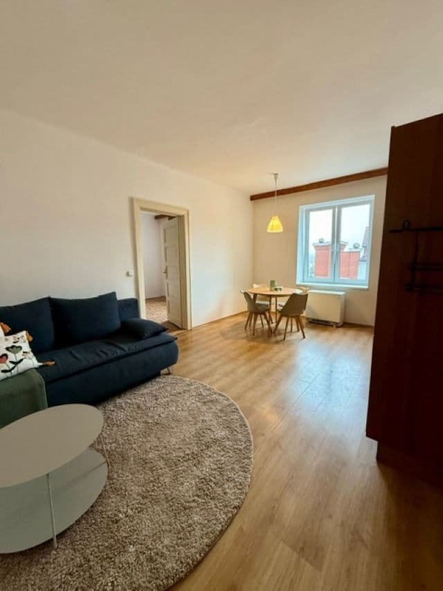 Predaj bytu 2-izbový 75 m², Pražská třída, Hradec Králové, Královéhradecký kraj Predaj bytu 2-izbový 75 m², Pražská třída, Hradec Králové, Královéhradecký kraj