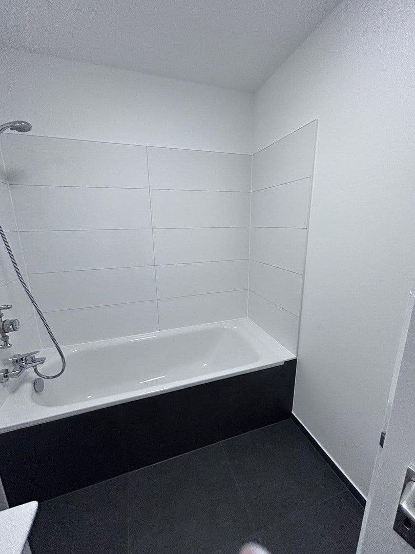 Prenájom bytu 3-izbový 76 m², Pestalozzistraße 1, Germering, Bavorsko Prenájom bytu 3-izbový 76 m², Pestalozzistraße 1, Germering, Bavorsko