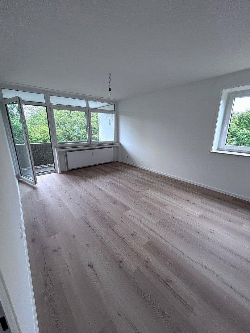 Prenájom bytu 3-izbový 76 m², Pestalozzistraße 1, Germering, Bavorsko Prenájom bytu 3-izbový 76 m², Pestalozzistraße 1, Germering, Bavorsko