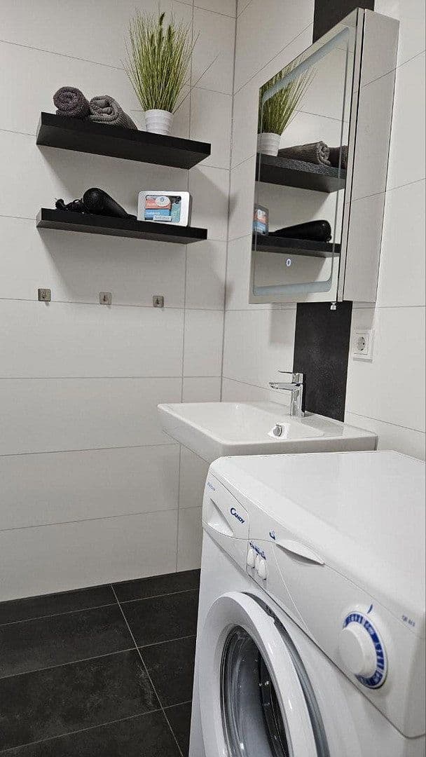 Prenájom bytu 2-izbový 67 m², Meersburg, Bádensko-Wurttembersko Prenájom bytu 2-izbový 67 m², Meersburg, Bádensko-Wurttembersko
