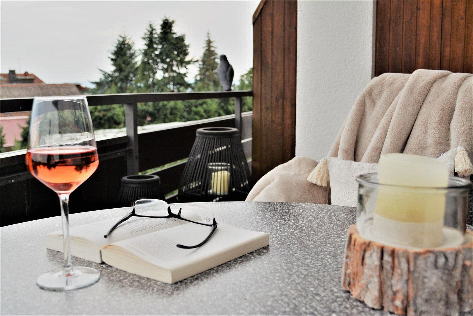 Prenájom bytu 2-izbový 67 m², Meersburg, Bádensko-Wurttembersko Prenájom bytu 2-izbový 67 m², Meersburg, Bádensko-Wurttembersko