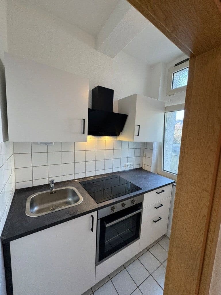 Prenájom bytu 2-izbový 40 m², Ostermannstraße 7, Essen, Severné Porýnie - Westfálsko Prenájom bytu 2-izbový 40 m², Ostermannstraße 7, Essen, Severné Porýnie - Westfálsko