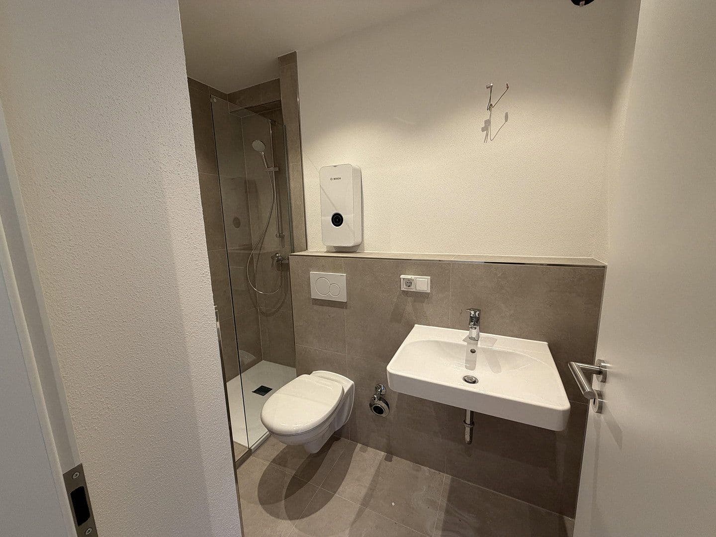 Prenájom bytu 1-izbový 45 m², Daimlerstraße 2a, Wiesbaden, Hesensko Prenájom bytu 1-izbový 45 m², Daimlerstraße 2a, Wiesbaden, Hesensko