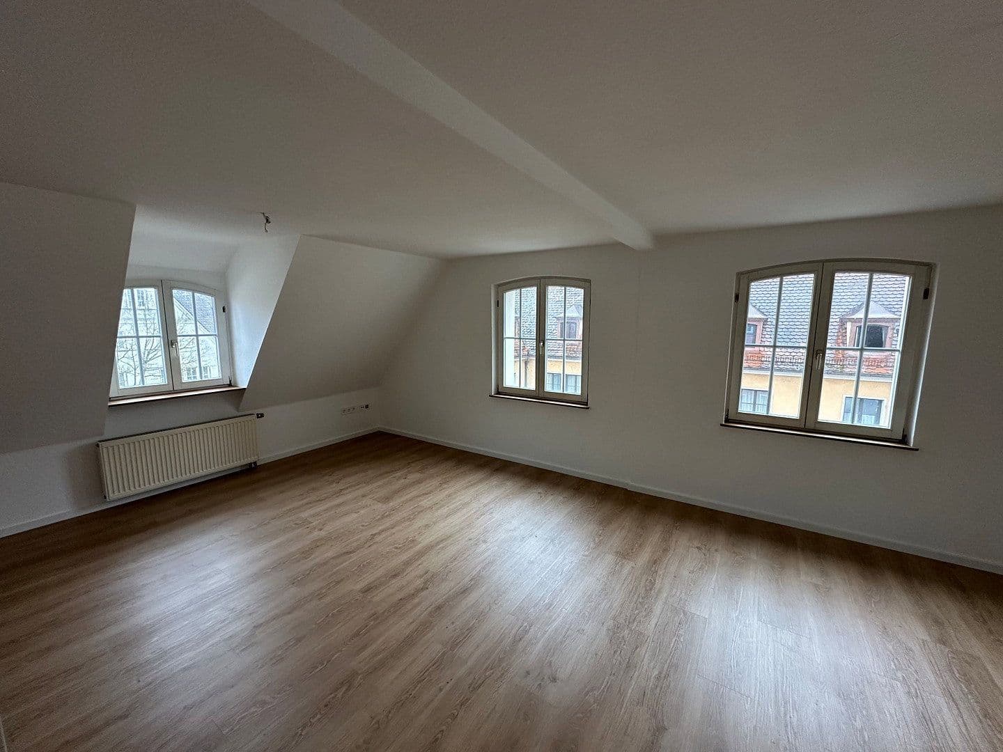 Predaj domu 846 m², pozemok 693 m², Ilshofen, Bádensko-Wurttembersko Predaj domu 846 m², pozemok 693 m², Ilshofen, Bádensko-Wurttembersko