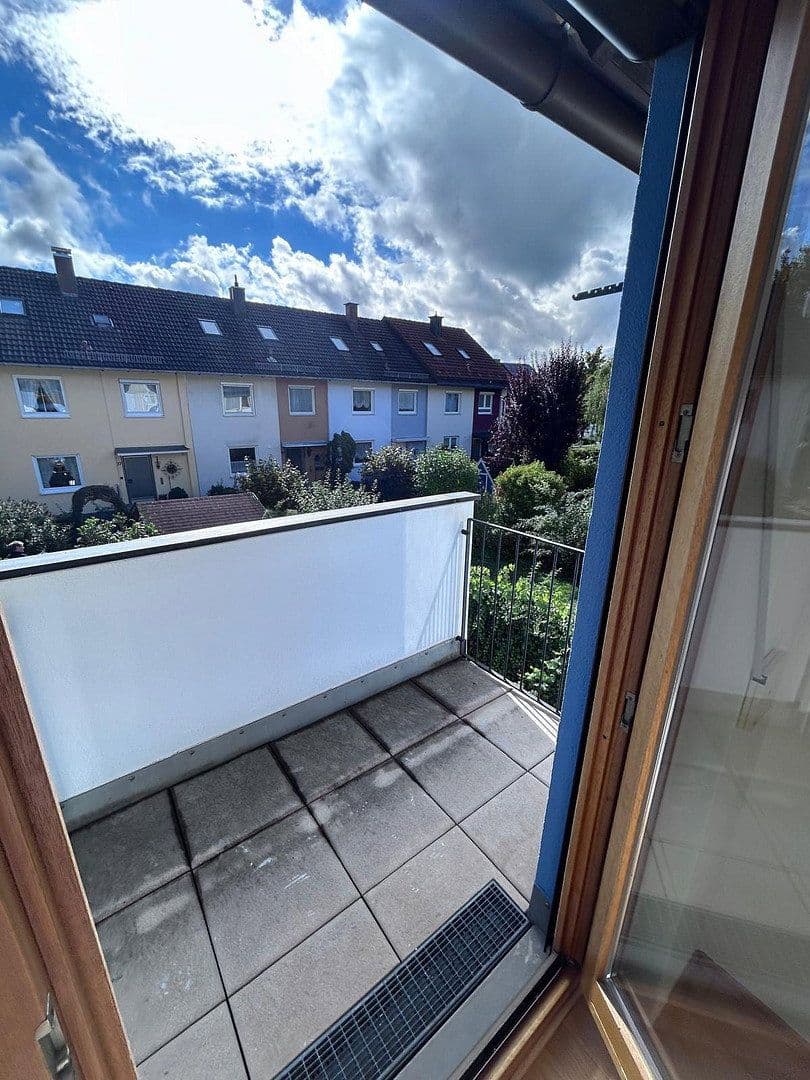 Prenájom domu 142 m², pozemok 169 m², Blütenstraße 27, Puchheim, Bavorsko Prenájom domu 142 m², pozemok 169 m², Blütenstraße 27, Puchheim, Bavorsko