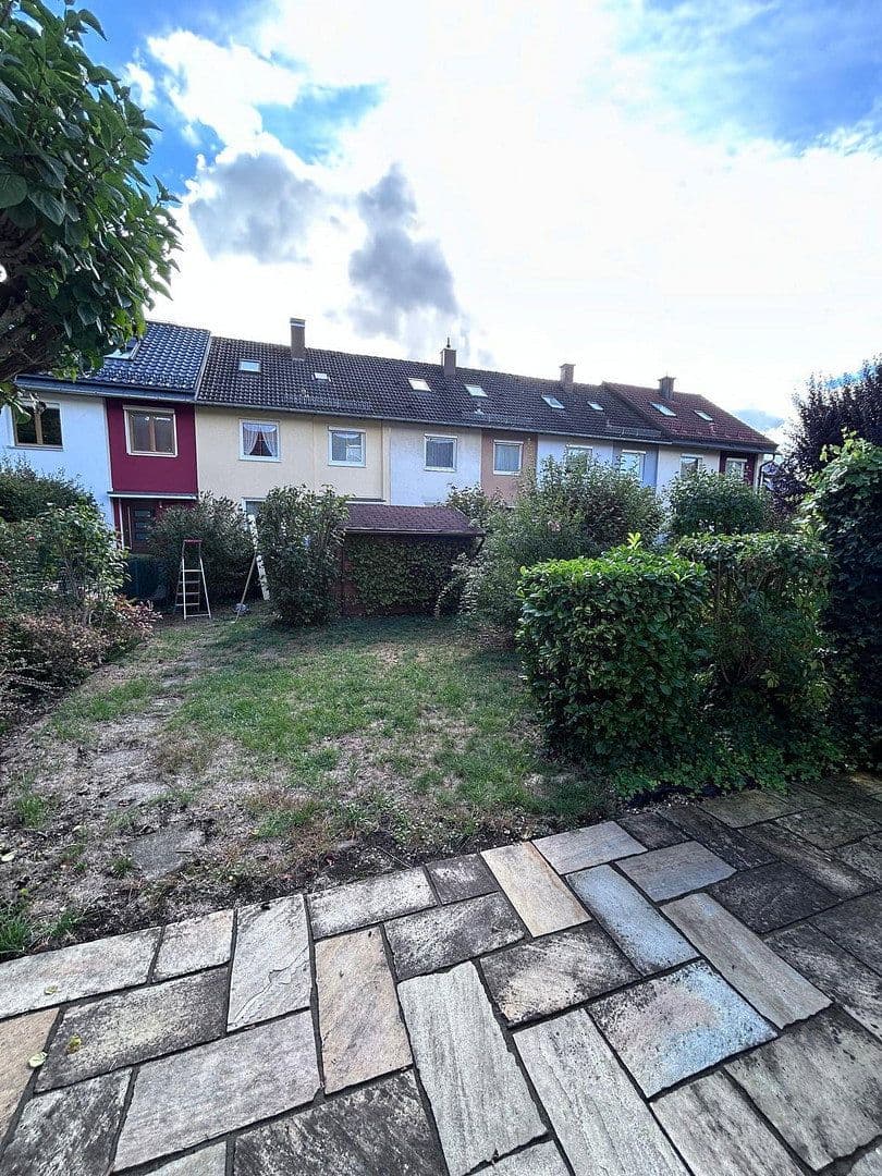 Prenájom domu 142 m², pozemok 169 m², Blütenstraße 27, Puchheim, Bavorsko Prenájom domu 142 m², pozemok 169 m², Blütenstraße 27, Puchheim, Bavorsko