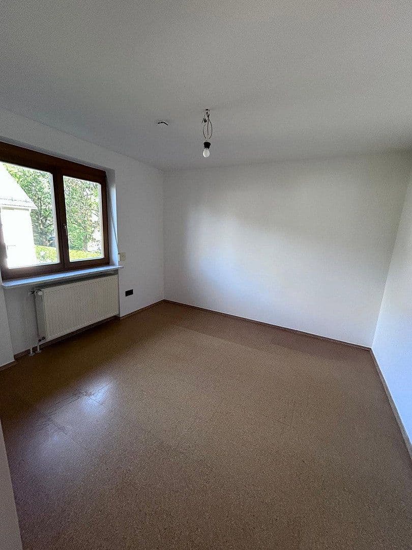 Prenájom domu 142 m², pozemok 169 m², Blütenstraße 27, Puchheim, Bavorsko Prenájom domu 142 m², pozemok 169 m², Blütenstraße 27, Puchheim, Bavorsko