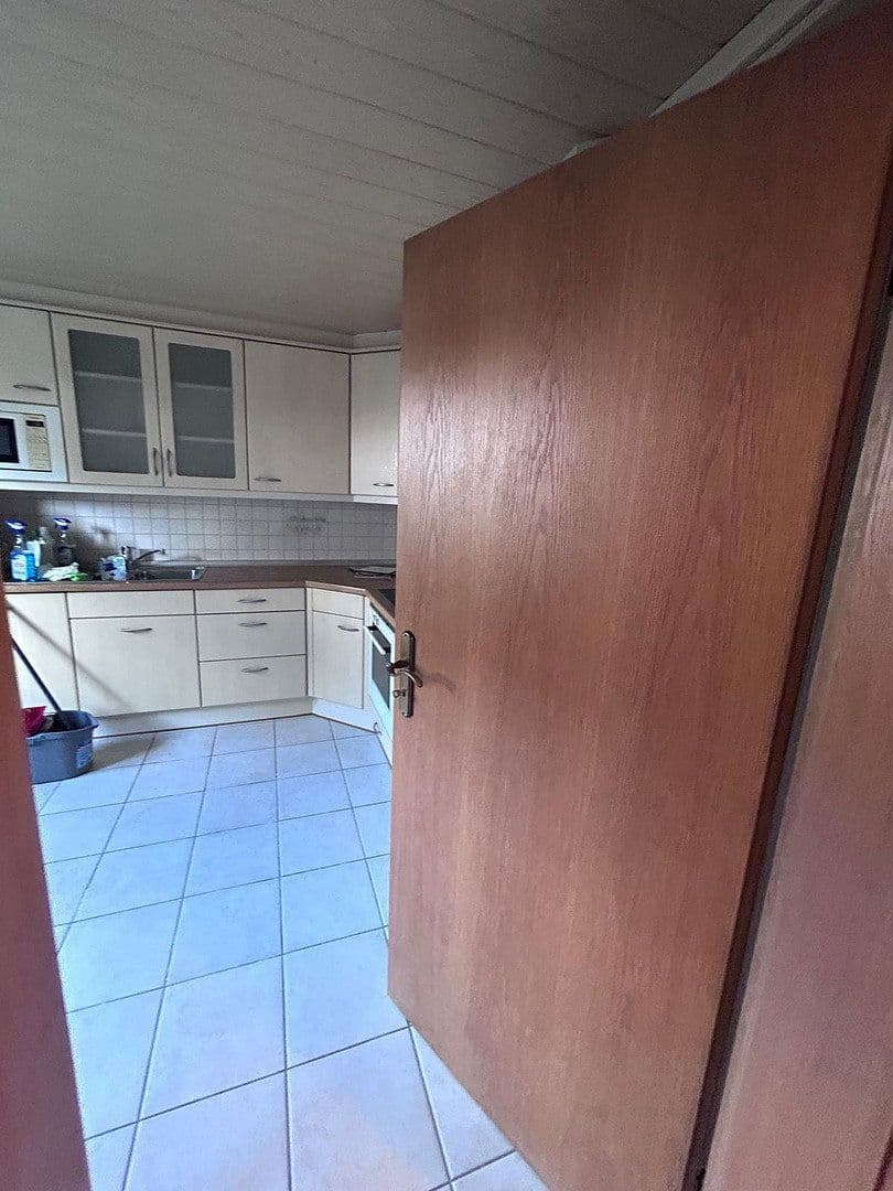 Prenájom domu 142 m², pozemok 169 m², Blütenstraße 27, Puchheim, Bavorsko Prenájom domu 142 m², pozemok 169 m², Blütenstraße 27, Puchheim, Bavorsko