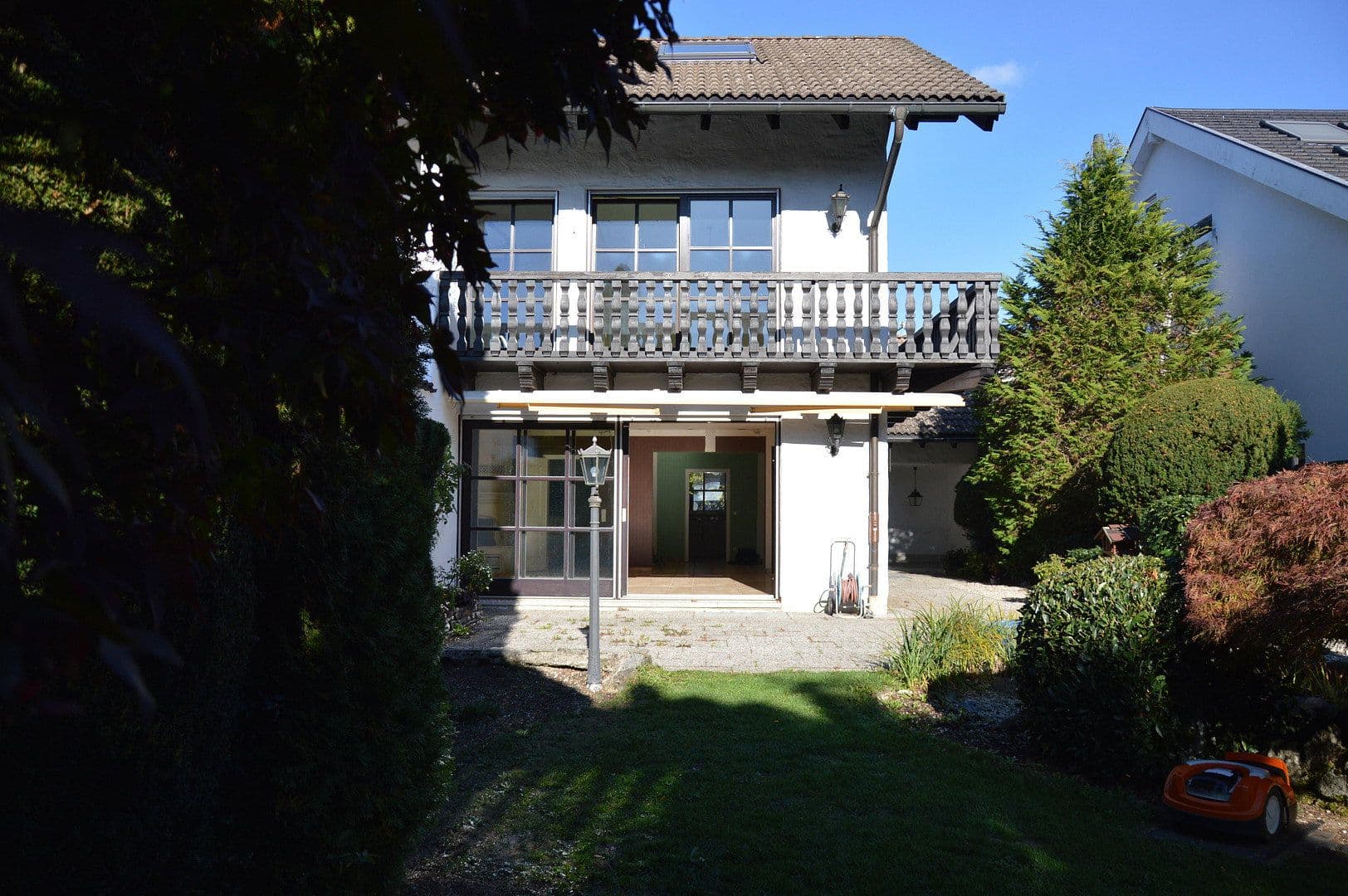 Predaj domu 171 m², pozemok 511 m², Portenlängerstraße 15 A, Grünwald, Bavorsko Predaj domu 171 m², pozemok 511 m², Portenlängerstraße 15 A, Grünwald, Bavorsko