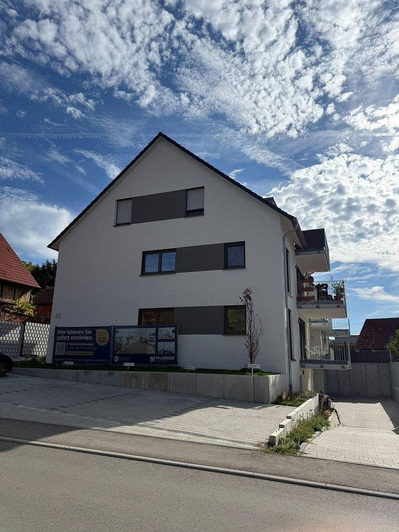Prenájom bytu 2-izbový 56 m², Affalterbach, Bádensko-Wurttembersko Prenájom bytu 2-izbový 56 m², Affalterbach, Bádensko-Wurttembersko