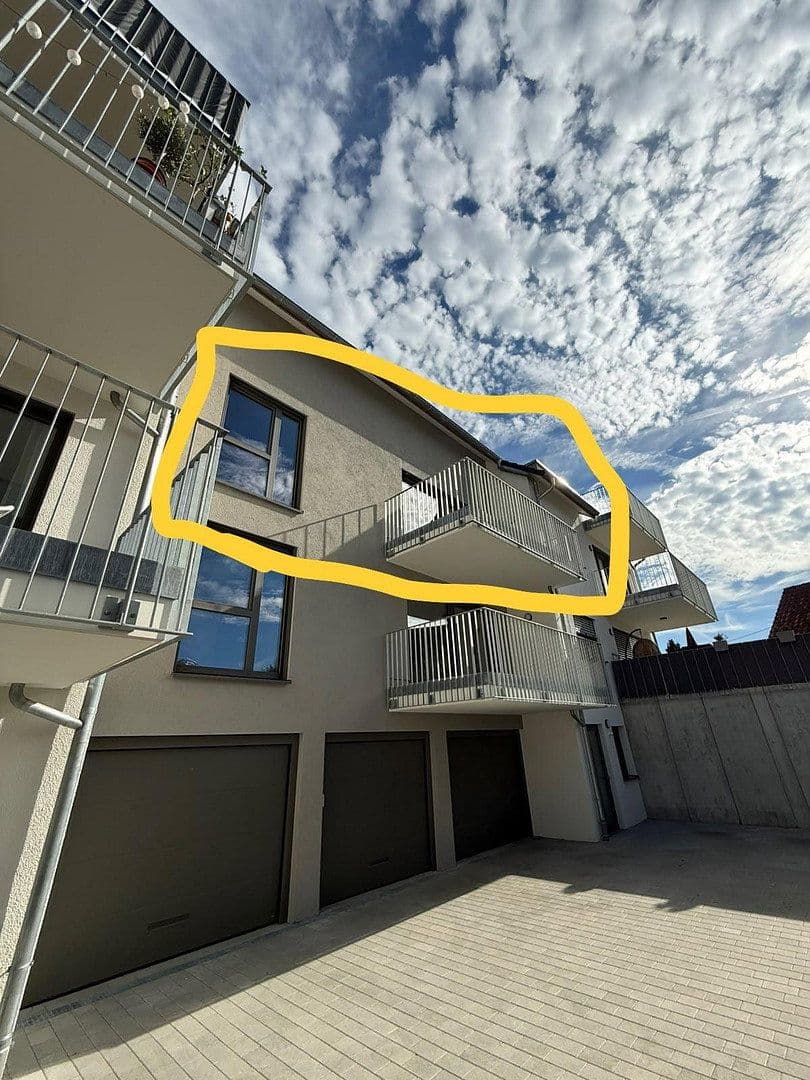 Prenájom bytu 2-izbový 56 m², Affalterbach, Bádensko-Wurttembersko Prenájom bytu 2-izbový 56 m², Affalterbach, Bádensko-Wurttembersko