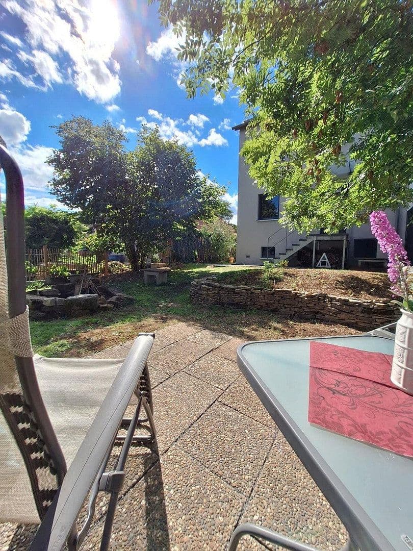 Predaj domu 103 m², pozemok 351 m², Untergruppenbach, Bádensko-Wurttembersko Predaj domu 103 m², pozemok 351 m², Untergruppenbach, Bádensko-Wurttembersko