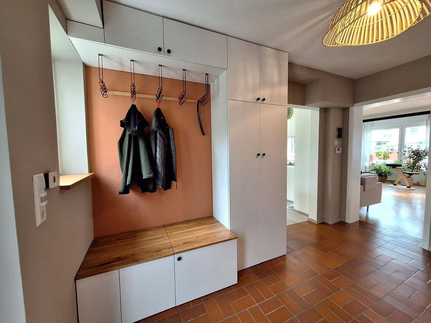 Predaj domu 103 m², pozemok 351 m², Untergruppenbach, Bádensko-Wurttembersko Predaj domu 103 m², pozemok 351 m², Untergruppenbach, Bádensko-Wurttembersko