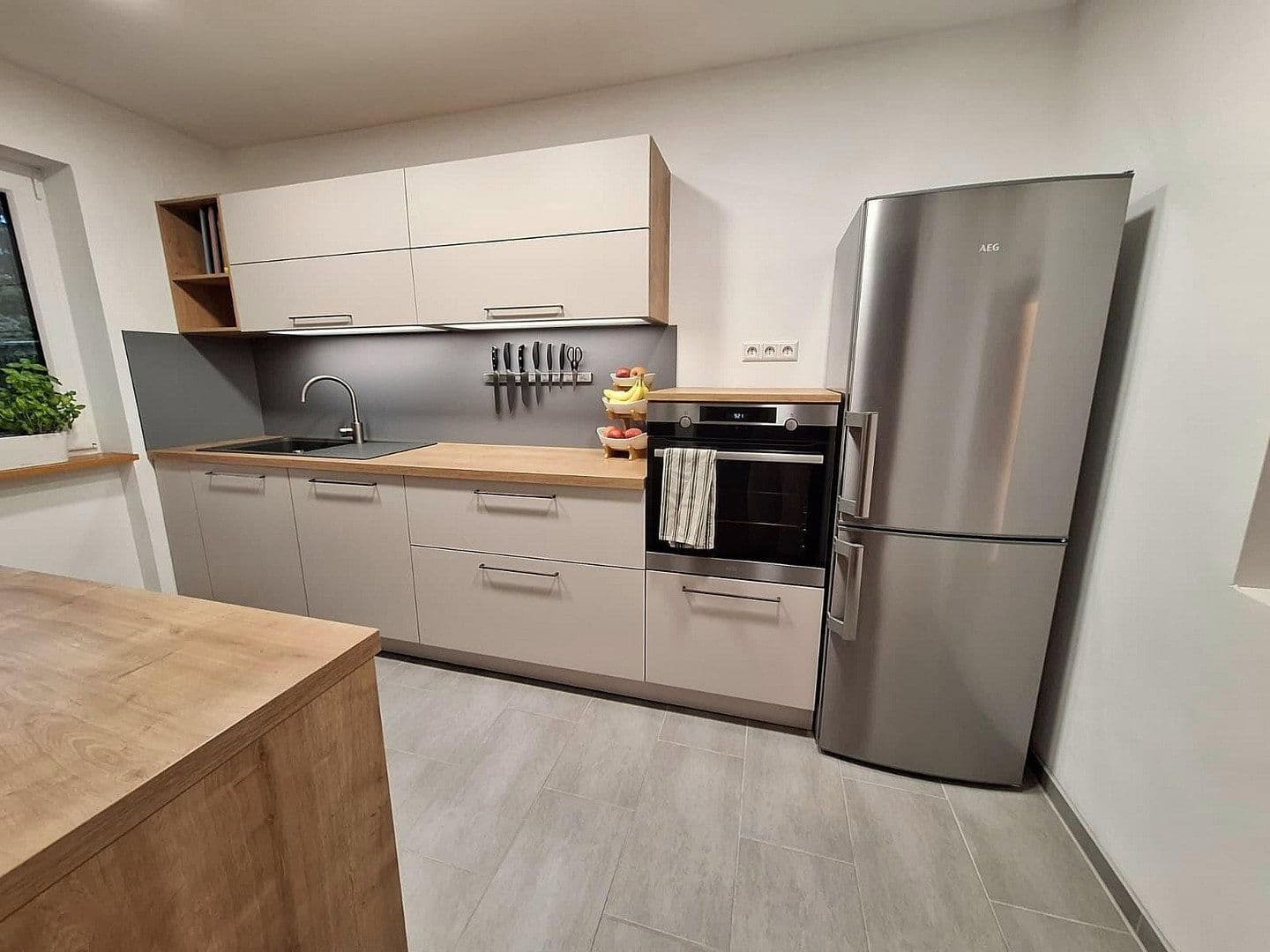 Predaj domu 103 m², pozemok 351 m², Untergruppenbach, Bádensko-Wurttembersko Predaj domu 103 m², pozemok 351 m², Untergruppenbach, Bádensko-Wurttembersko