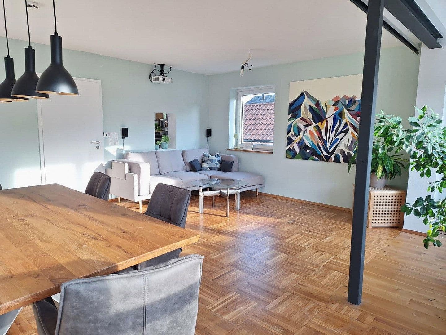 Predaj domu 103 m², pozemok 351 m², Untergruppenbach, Bádensko-Wurttembersko Predaj domu 103 m², pozemok 351 m², Untergruppenbach, Bádensko-Wurttembersko