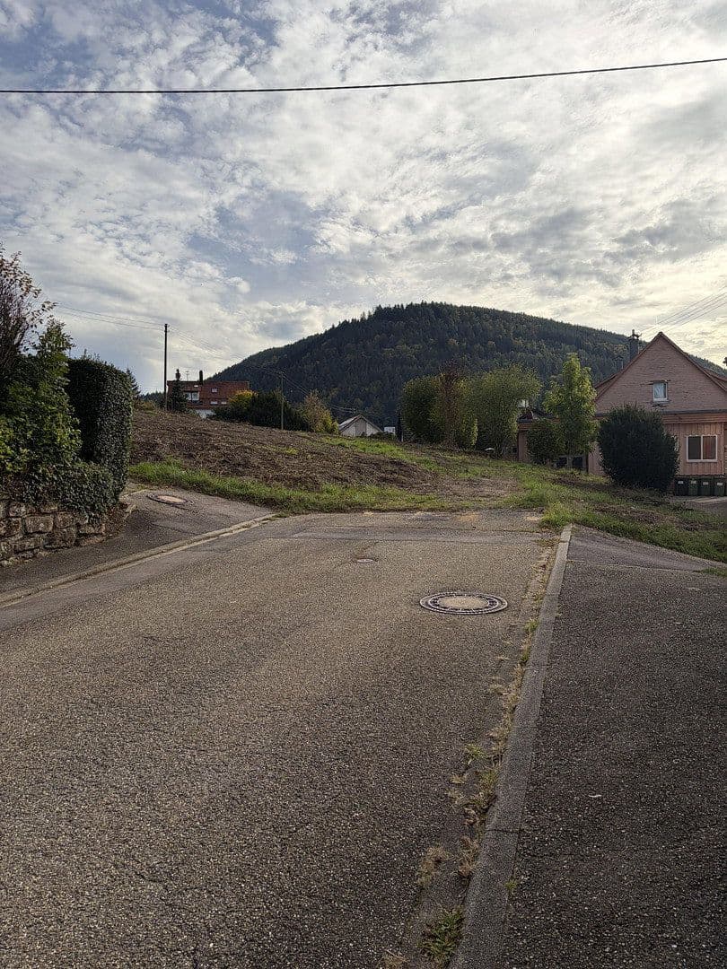Predaj pozemku 4.300 m², Höfener Straße, Bad Wildbad, Bádensko-Wurttembersko Predaj pozemku 4.300 m², Höfener Straße, Bad Wildbad, Bádensko-Wurttembersko