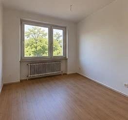 Prenájom bytu 3-izbový 76 m², München, Bavorsko Prenájom bytu 3-izbový 76 m², München, Bavorsko