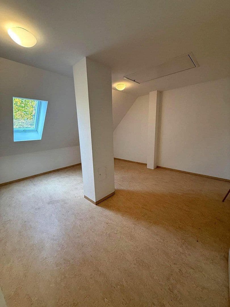 Predaj domu 154 m², pozemok 290 m², Neuendettelsau, Bavorsko Predaj domu 154 m², pozemok 290 m², Neuendettelsau, Bavorsko