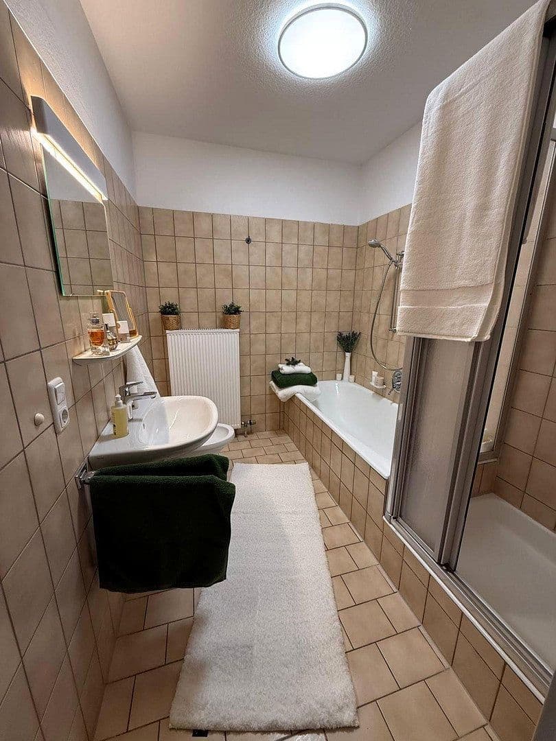 Predaj domu 154 m², pozemok 290 m², Neuendettelsau, Bavorsko Predaj domu 154 m², pozemok 290 m², Neuendettelsau, Bavorsko
