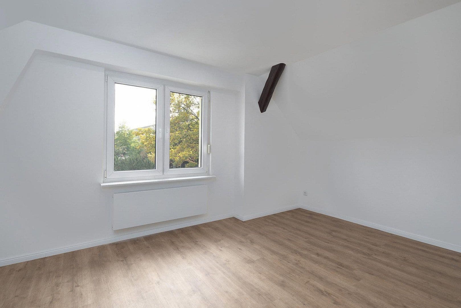 Predaj domu 123 m², pozemok 384 m², Brandenburg, Brandenbursko Predaj domu 123 m², pozemok 384 m², Brandenburg, Brandenbursko
