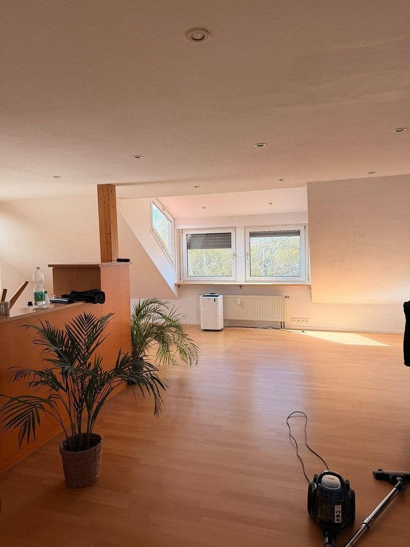 Prenájom bytu 3-izbový 73 m², Buchenweg 16, Kirchberg an der Murr, Bádensko-Wurttembersko Prenájom bytu 3-izbový 73 m², Buchenweg 16, Kirchberg an der Murr, Bádensko-Wurttembersko