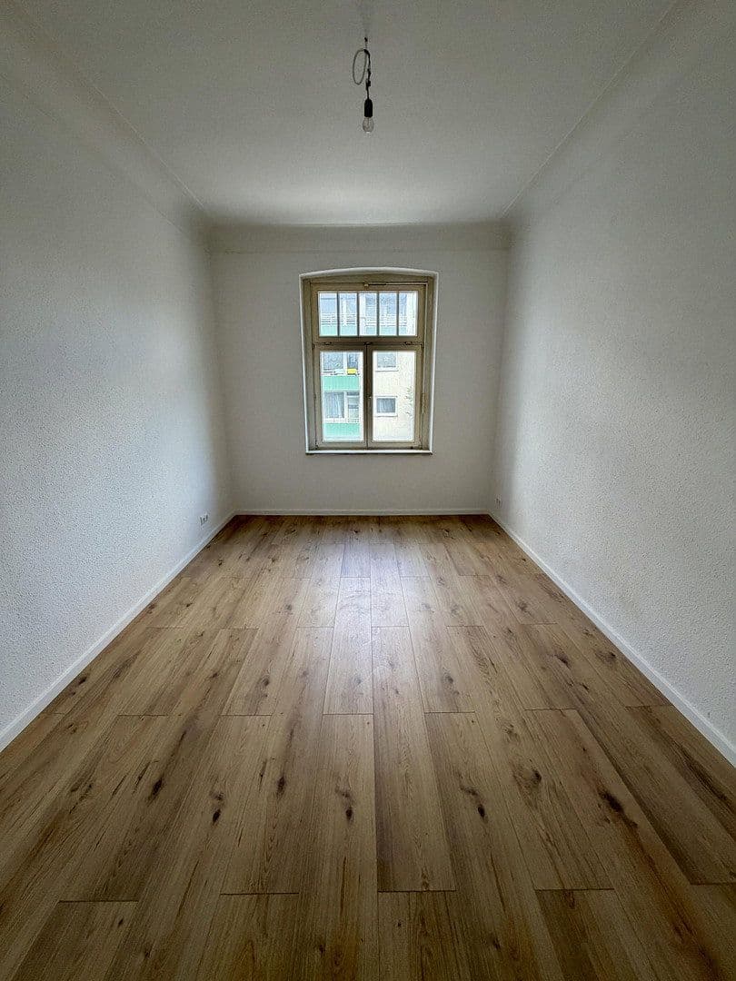 Prenájom bytu 2-izbový 55 m², Bahnstraße 40, Ratingen, Severné Porýnie - Westfálsko Prenájom bytu 2-izbový 55 m², Bahnstraße 40, Ratingen, Severné Porýnie - Westfálsko