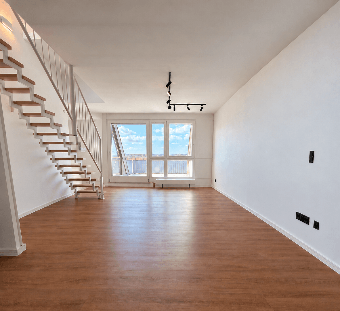 Predaj bytu 5-izbový 105 m², Filderstadt, Bádensko-Wurttembersko Predaj bytu 5-izbový 105 m², Filderstadt, Bádensko-Wurttembersko