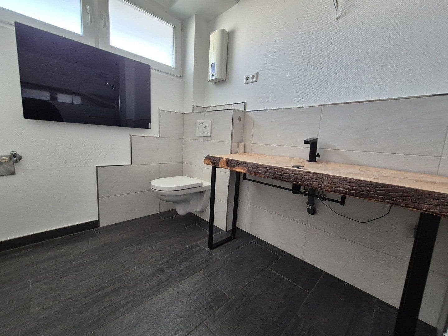 Prenájom bytu 3-izbový 71 m², Hausackerstr. 11, Essen, Severné Porýnie - Westfálsko Prenájom bytu 3-izbový 71 m², Hausackerstr. 11, Essen, Severné Porýnie - Westfálsko
