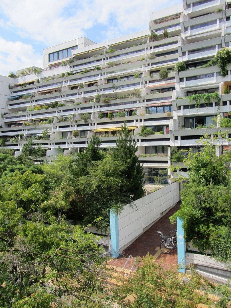 Prenájom bytu 4-izbový 106 m², Connollystraße 24, München, Bavorsko Prenájom bytu 4-izbový 106 m², Connollystraße 24, München, Bavorsko
