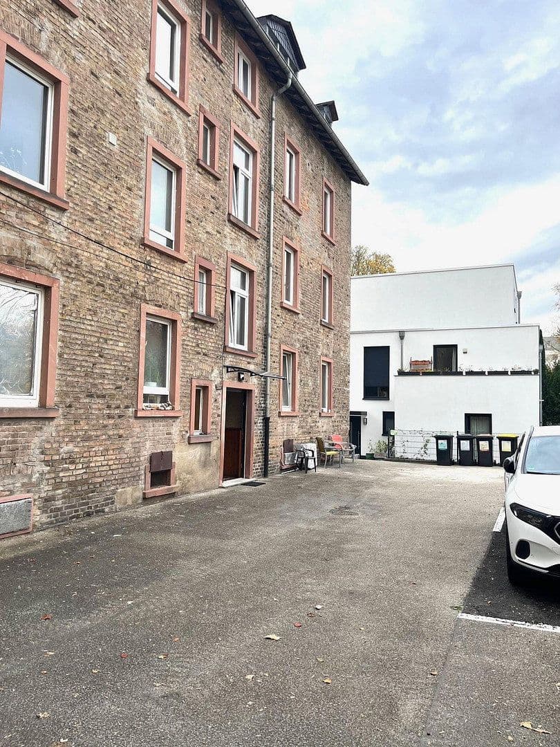 Prenájom bytu 2-izbový 40 m², Frankfurt am Main, Hesensko Prenájom bytu 2-izbový 40 m², Frankfurt am Main, Hesensko
