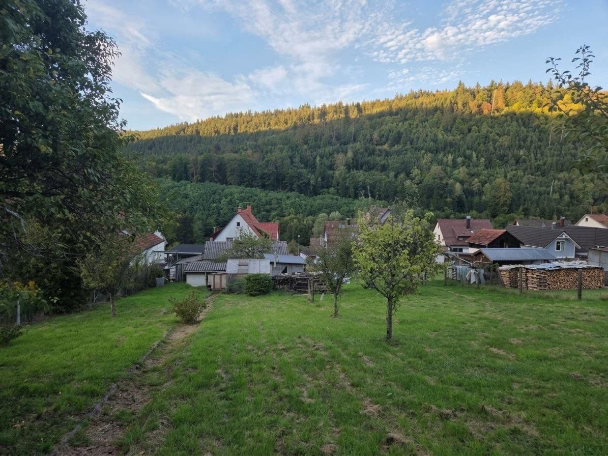 Predaj domu 127 m², pozemok 1.588 m², Unterreichenbach, Bádensko-Wurttembersko Predaj domu 127 m², pozemok 1.588 m², Unterreichenbach, Bádensko-Wurttembersko
