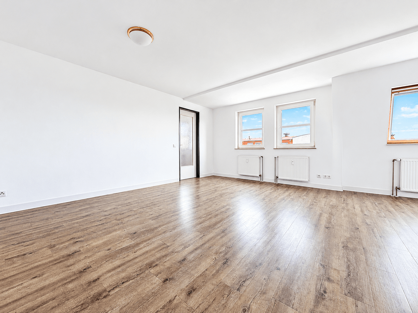 Prenájom bytu 2-izbový 52 m², Berliner Straße 25, Dresden, Sasko Prenájom bytu 2-izbový 52 m², Berliner Straße 25, Dresden, Sasko