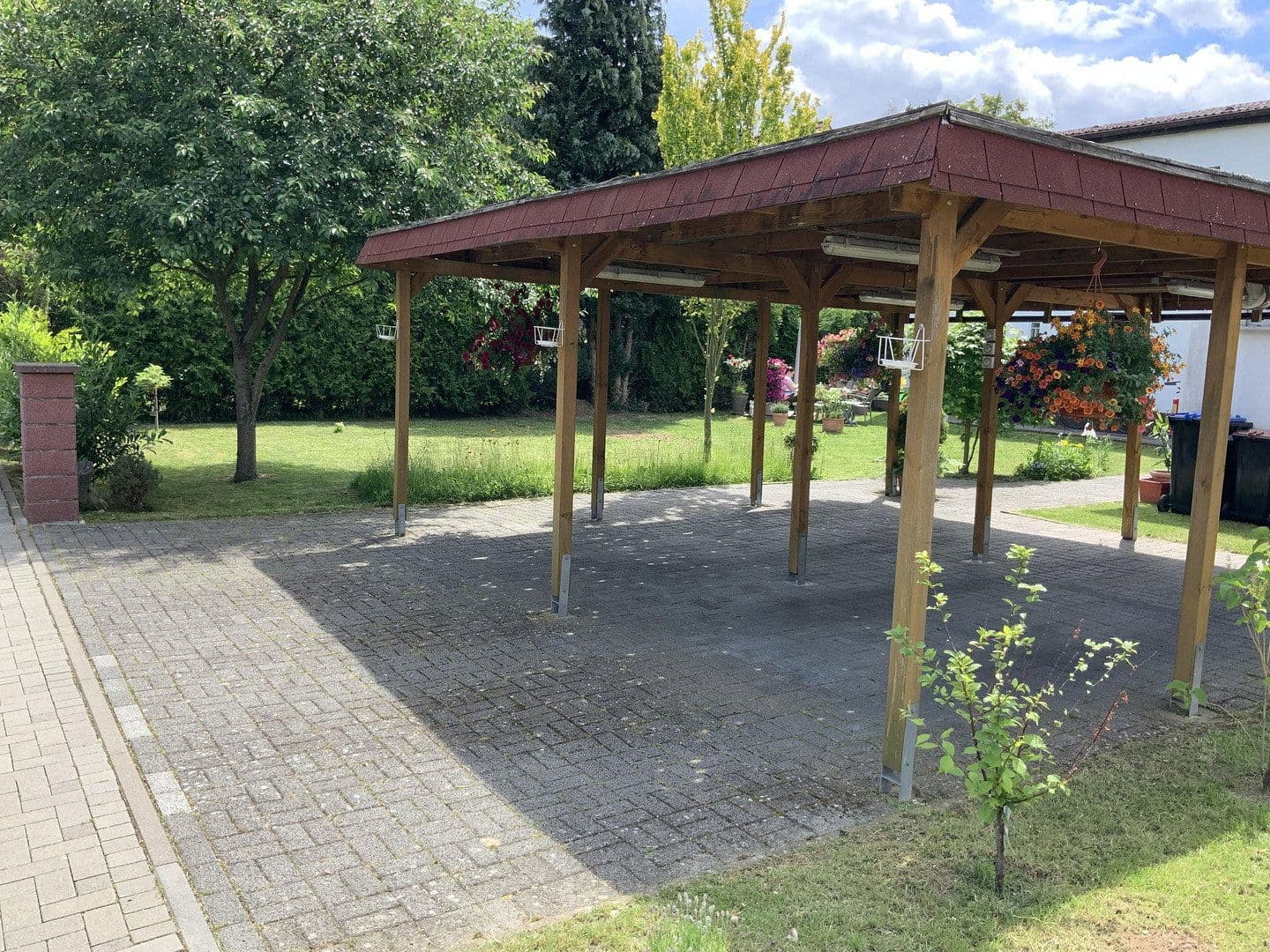 Predaj domu 180 m², pozemok 486 m², Neu-Anspach, Hesensko Predaj domu 180 m², pozemok 486 m², Neu-Anspach, Hesensko