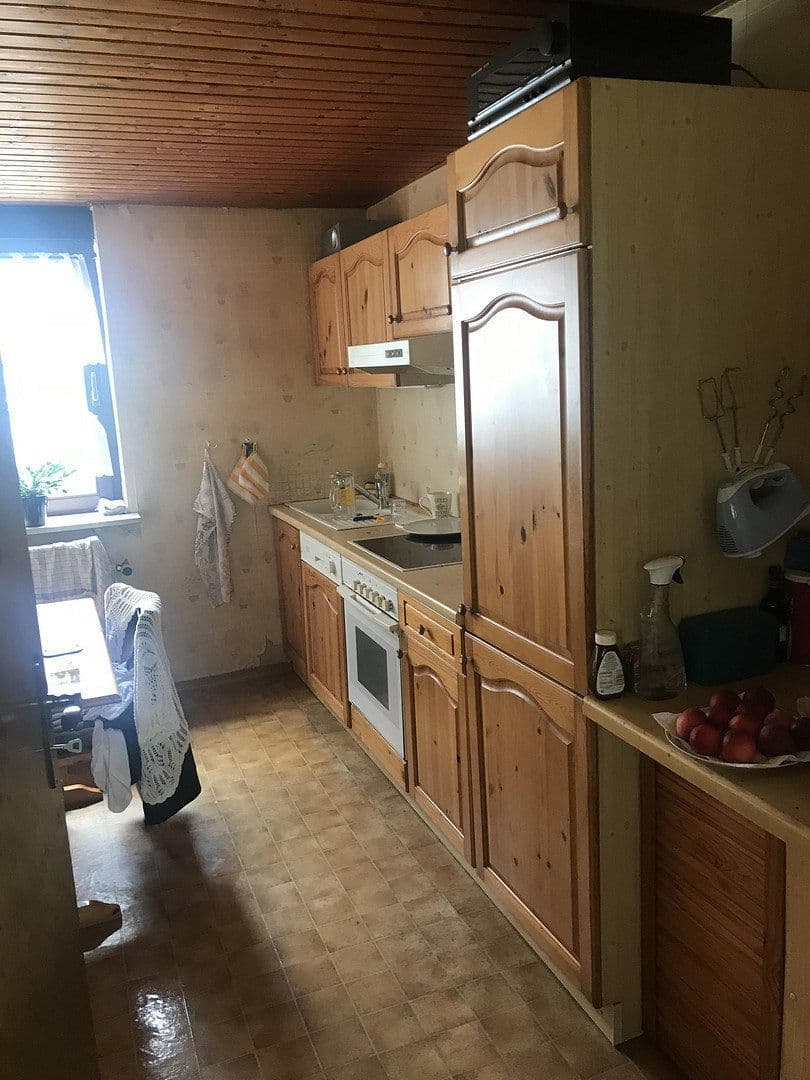 Predaj domu 180 m², pozemok 486 m², Neu-Anspach, Hesensko Predaj domu 180 m², pozemok 486 m², Neu-Anspach, Hesensko